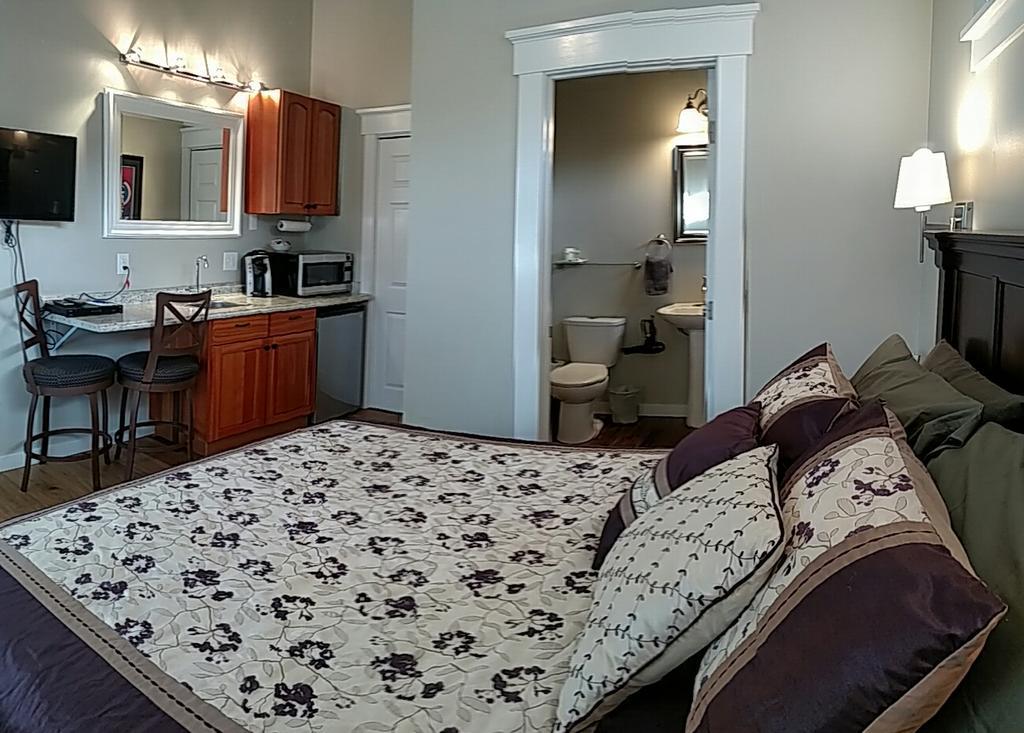 Bed and Breakfast Friday Harbor Grand Номер фото